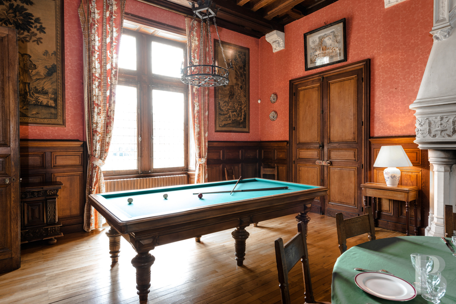 A family chateau in the heart of a vast 200-hectare estate north-west of Nantes, in the Loire-Atlantique - photo  n°5